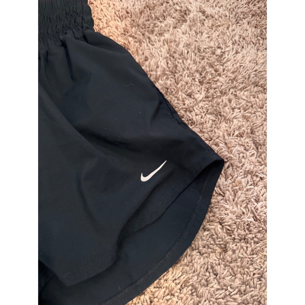 Nike Dri-FIT 2-piece athletic outfit in women's size XS. - Picture 3 of 8